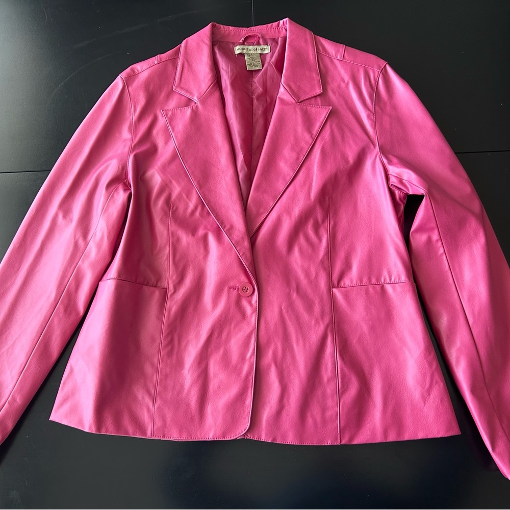 Women’s Blazer jacket Vegan Leather Pink Lined Fits M Barbiecore - Picture 2 of 13